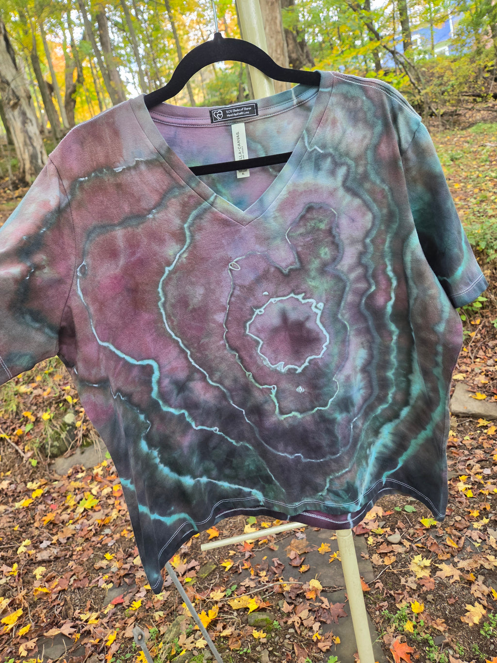 Ice-Dyed Women’s Extra Large V-Neck T-Shirt — Twilight Geode — One of a Kind