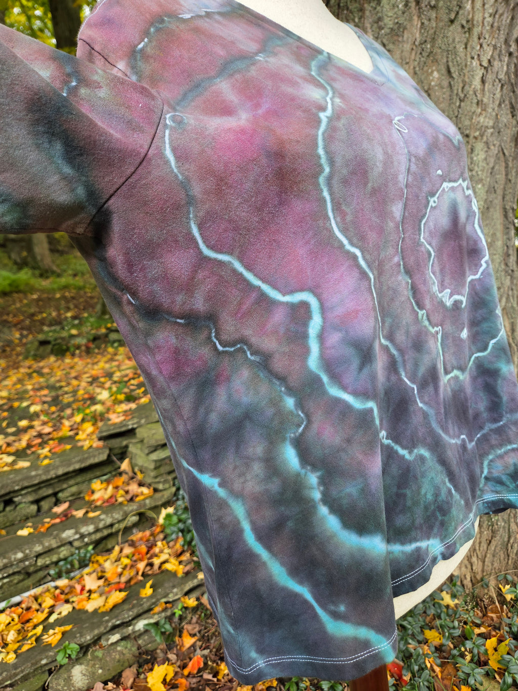 Ice-Dyed Women’s Extra Large V-Neck T-Shirt — Twilight Geode — One of a Kind