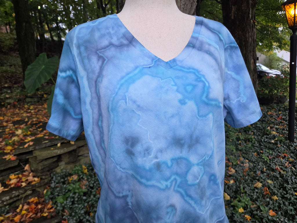 One-of-a-kind ice-dyed women’s V-neck T-shirt — Large