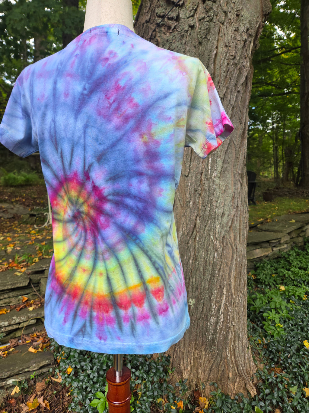 Ice-Dyed Women’s Medium V-Neck T-Shirt — One of a Kind
