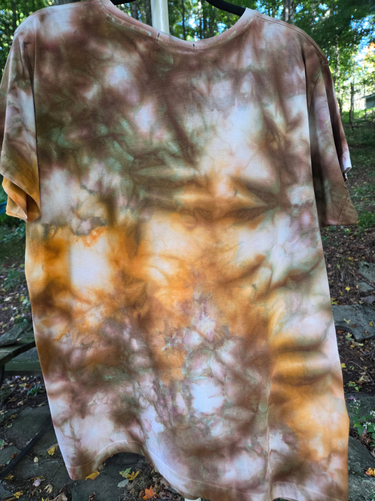 Ice-Dyed Women’s 2XL V-Neck T-Shirt — One of a Kind