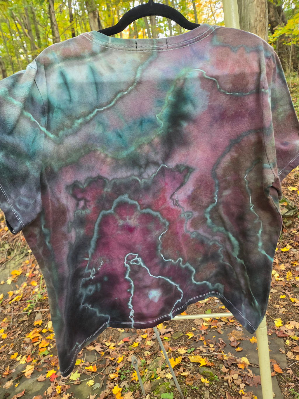 Ice-Dyed Women’s Extra Large V-Neck T-Shirt — Twilight Geode — One of a Kind